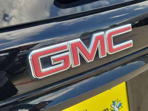 Used 2020 GMC Terrain SLE w/ Driver Convenience Package FWD image 29