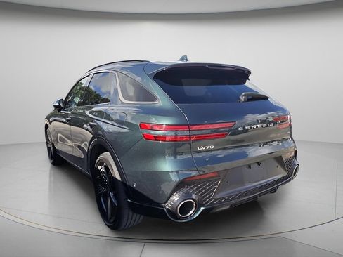 Used 2023 Genesis GV70 2.5T w/ Sport Prestige Package AWD/4WD image 7