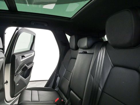 New 2026 Porsche Cayenne AWD/4WD image 22