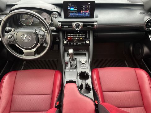 Used 2022 Lexus IS 300 image 13