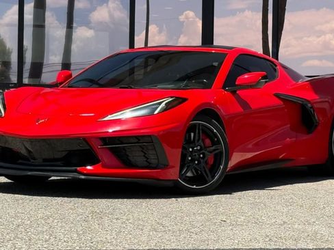 Used 2020 Chevrolet Corvette Stingray Premium Cpe w/ 3LT Preferred Equipment Group RWD image 2
