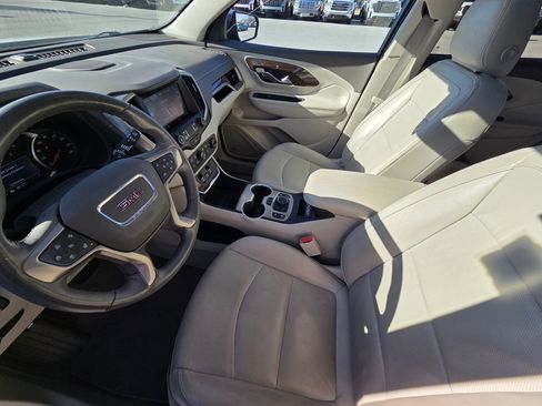 Used 2020 GMC Terrain Denali w/ Denali Premium Package image 10