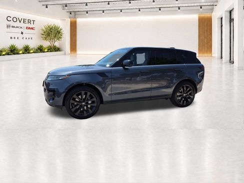 Used 2024 Land Rover Range Rover Sport SE AWD/4WD image 5