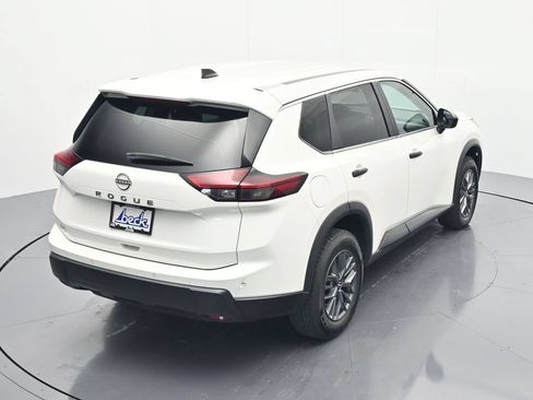 Certified 2024 Nissan Rogue S FWD image 32