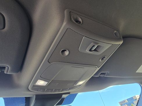 Used 2019 Ford F150 Lariat image 22