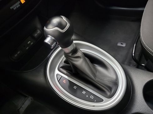 Used 2018 Kia Soul image 25