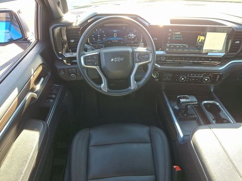 Used 2024 Chevrolet Silverado 1500 LT Trail Boss w/ LT Trail Boss Premium Package image 11