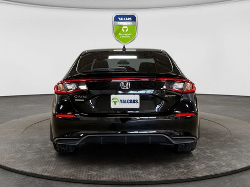 Used 2024 Honda Civic Sport image 4
