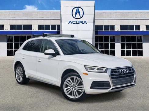 Used 2019 Audi Q5 2.0T Premium Plus w/ Premium Plus Package image 1