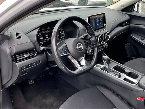 Used 2025 Nissan Sentra SV w/ All-Weather Package FWD image 15