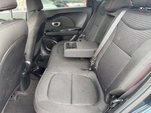 Used 2018 Kia Soul + FWD image 18