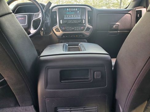 Used 2018 GMC Sierra 1500 SLT image 21