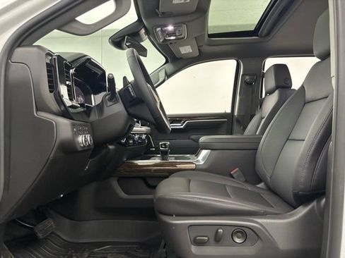 New 2026 GMC Sierra 1500 Elevation w/ Elevation Premium Package AWD/4WD image 17