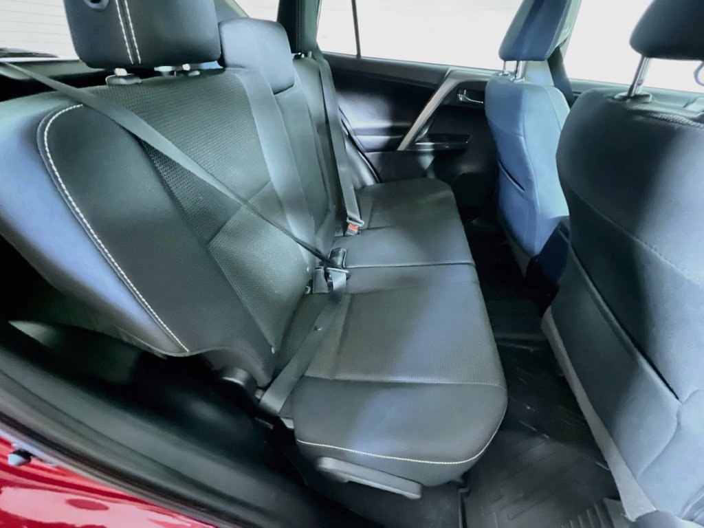 Used 2018 Toyota RAV4 Adventure AWD/4WD image 24