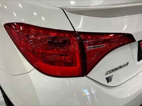 Used 2017 Toyota Corolla SE w/ Carpet Mat Package (TMS) FWD image 23