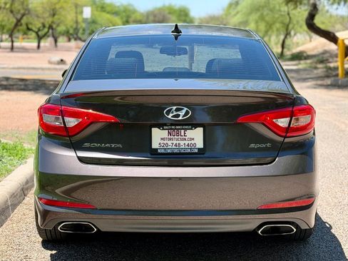 Used 2015 Hyundai Sonata Sport w/ Option Group 03 FWD image 4