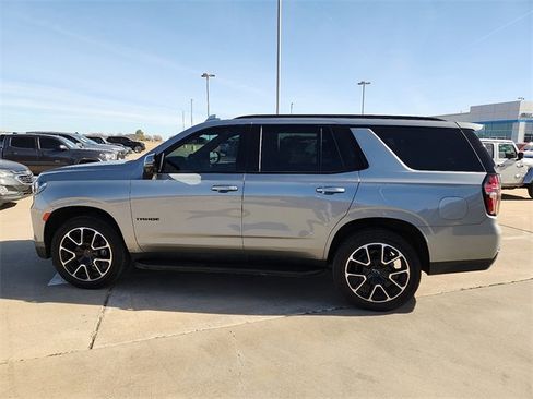Used 2023 Chevrolet Tahoe RST w/ Luxury Package image 2