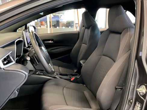 Used 2023 Toyota Corolla SE image 7