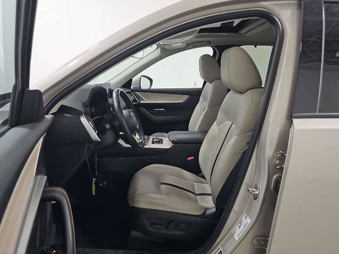 Used 2024 MAZDA CX-90 Plug-In Hybrid w/ Preferred AWD/4WD image 7