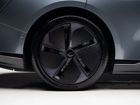 Used 2025 Lucid Air Pure image 37