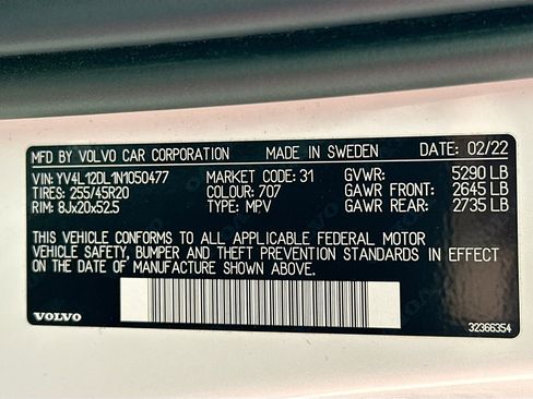 Used 2022 Volvo XC60 B5 Inscription w/ Protection Package Premier image 34