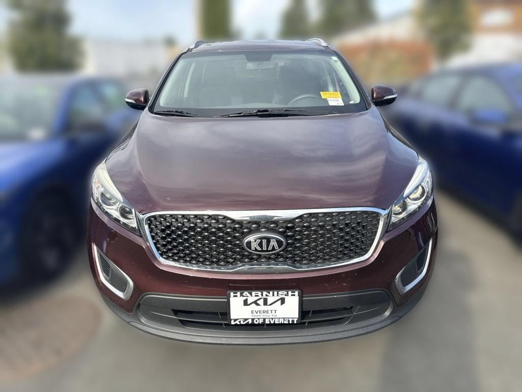 Used 2018 Kia Sorento FWD image 2