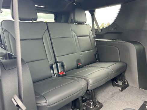 New 2026 GMC Yukon XL Denali image 31
