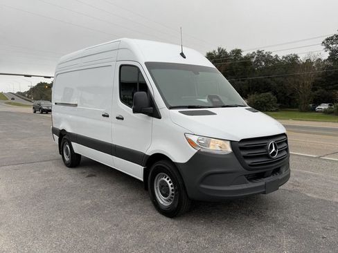 New 2025 Mercedes-Benz Sprinter 2500 image 11