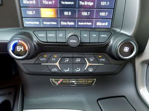 Used 2016 Chevrolet Corvette Stingray Coupe RWD image 45