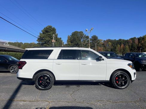 Used 2022 Ford Expedition Max Limited image 2