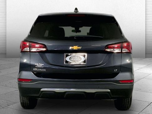 Used 2023 Chevrolet Equinox LT image 3