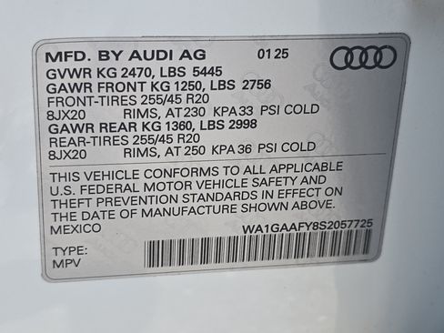 Certified 2025 Audi Q5 2.0T Premium w/ Convenience Plus Package AWD/4WD image 36