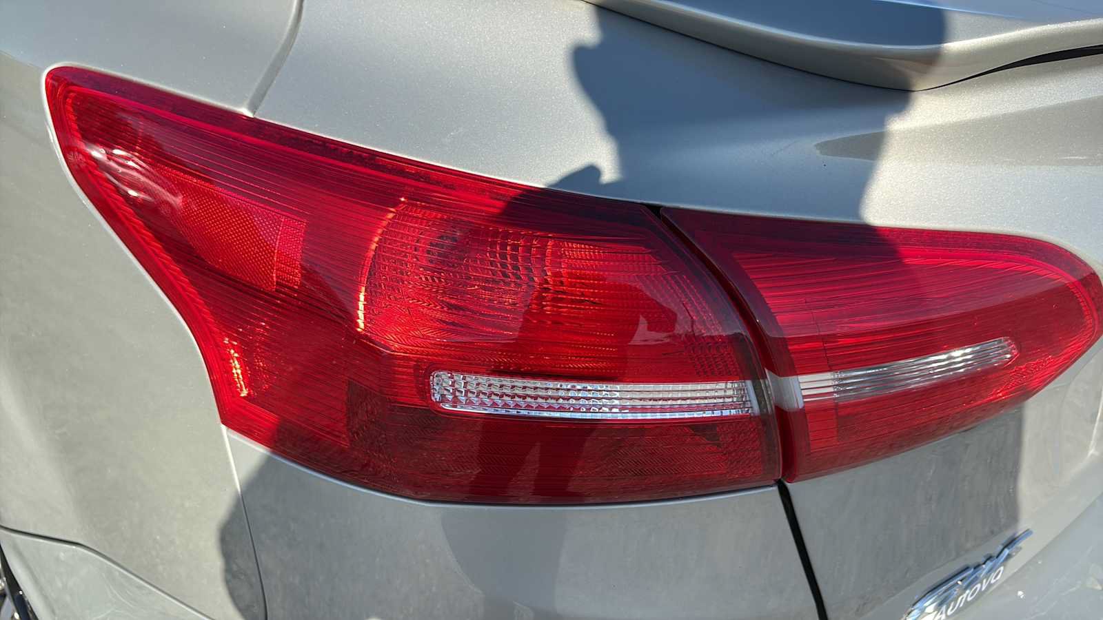 Used 2015 Ford Focus SE w/ SE Sport Package FWD image 11