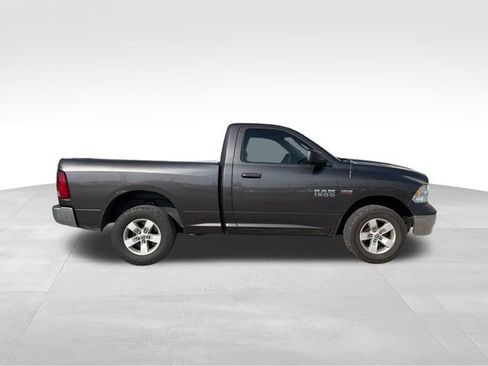 Used 2017 RAM 1500 Tradesman w/ Chrome Appearance Group AWD/4WD image 4