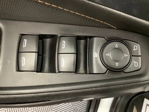 Used 2020 Chevrolet Traverse Premier w/ Redline Edition AWD/4WD image 13