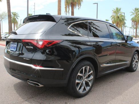 Used 2024 Acura MDX w/ Technology Package AWD/4WD image 6