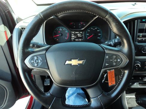 Used 2015 Chevrolet Colorado Z71 w/ LPO, Gearon Divider Package image 11