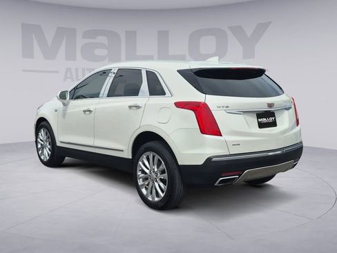 Used 2017 Cadillac XT5 Platinum AWD/4WD image 3