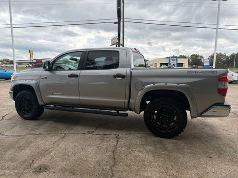 Used 2015 Toyota Tundra SR5 image 8