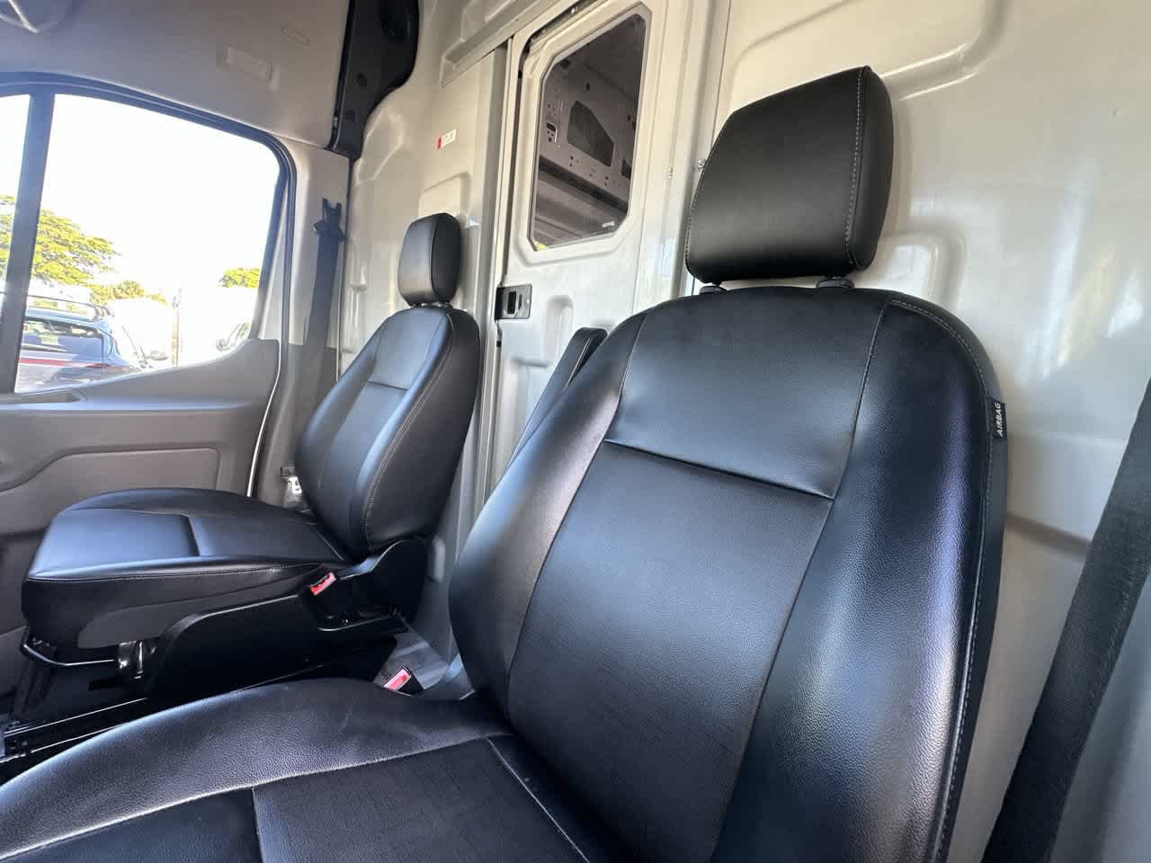 Used 2025 Ford Transit 250 148 High Roof Extended RWD image 14