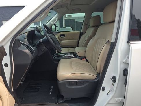 Used 2023 Nissan Armada Platinum w/ Captain's Chairs Package AWD/4WD image 11