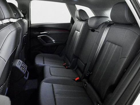 New 2025 Audi Q5 Premium image 12