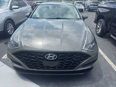 Used 2023 Hyundai Sonata SEL FWD image 2