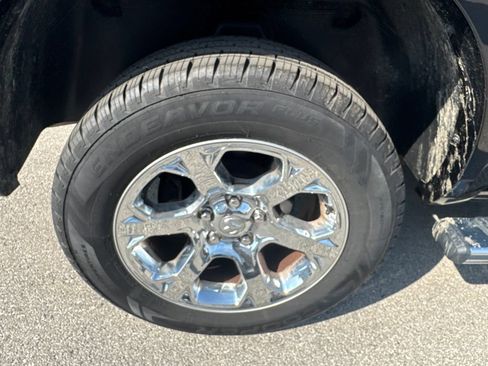 Used 2018 RAM 1500 Laramie AWD/4WD image 46