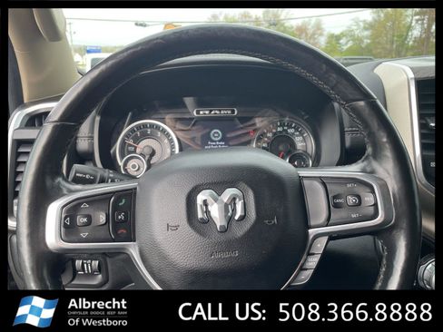 Used 2019 RAM 1500 Laramie AWD/4WD image 26