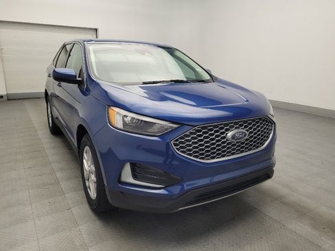 Used 2023 Ford Edge SEL image 13
