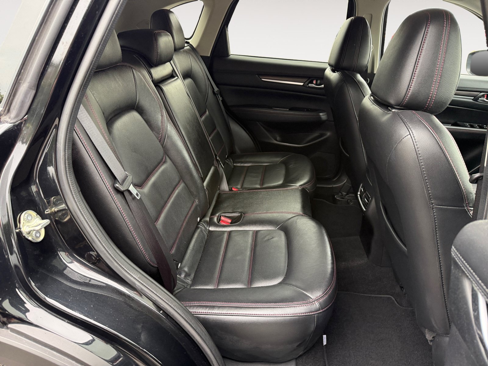 Certified 2025 MAZDA CX-5 Carbon Edition AWD/4WD image 18