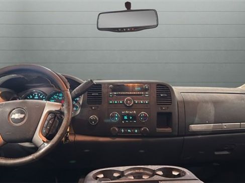 Used 2013 Chevrolet Silverado 2500 LT w/ Z71 Appearance Package image 4