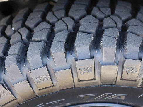 Used 2021 Jeep Wrangler Unlimited Sport image 13