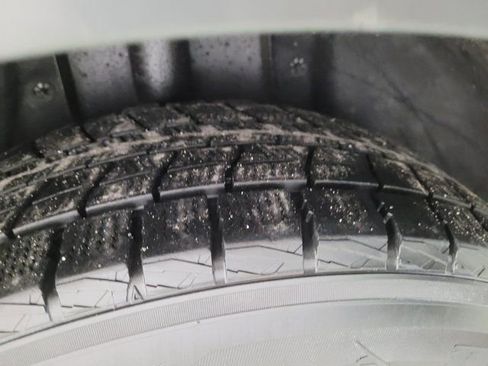 Used 2018 Ford Escape SE image 24